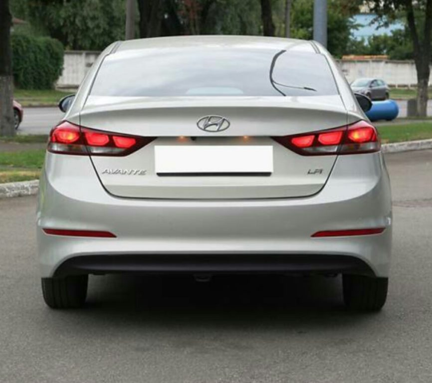 Hyundai Avante 2016