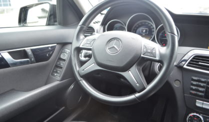 Mercedes-Benz C 200 2012