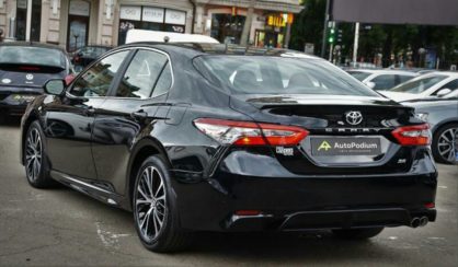 Toyota Camry 2018