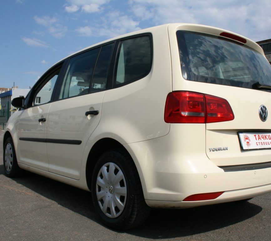 Volkswagen Touran 2014