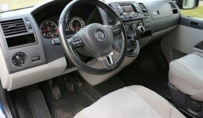 Volkswagen Caravelle 2013