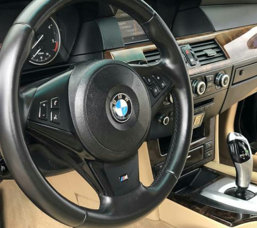 BMW 520 2008