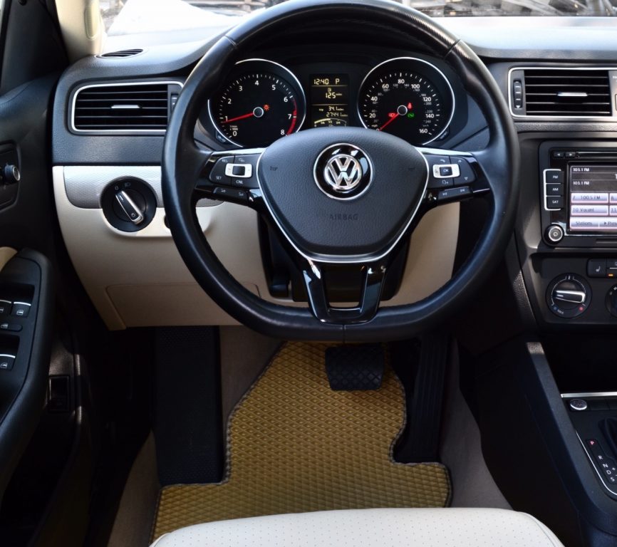 Volkswagen Jetta 2015