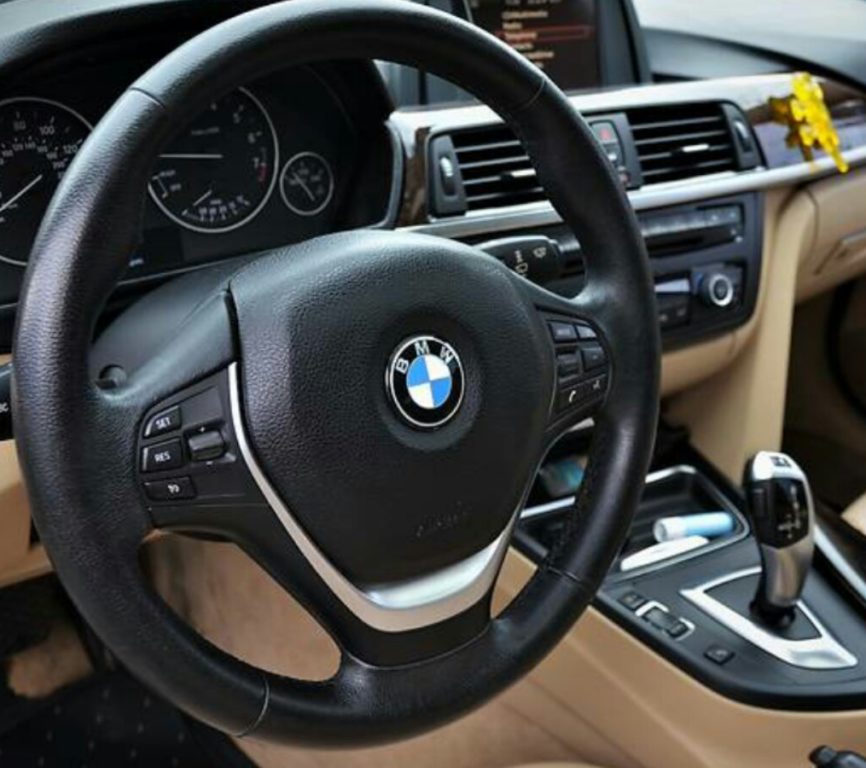 BMW 328 2014