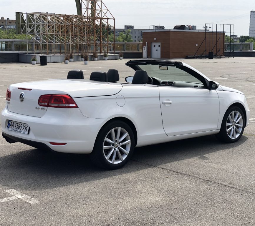 Volkswagen Eos 2011