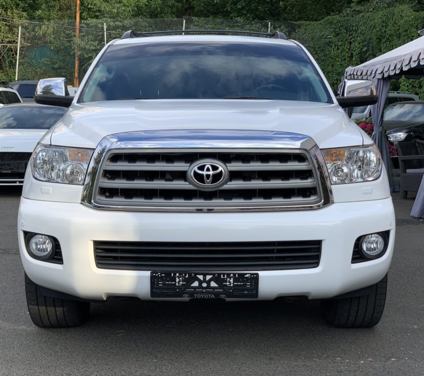 Toyota Sequoia 2014