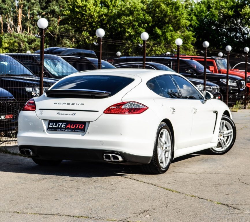 Porsche Panamera 2011