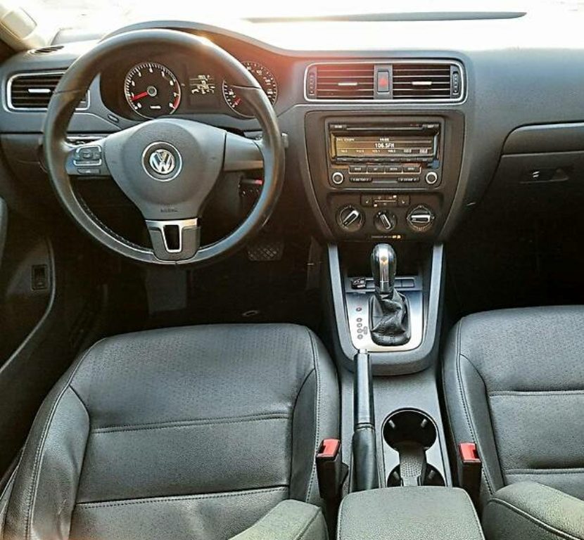 Volkswagen Jetta 2011