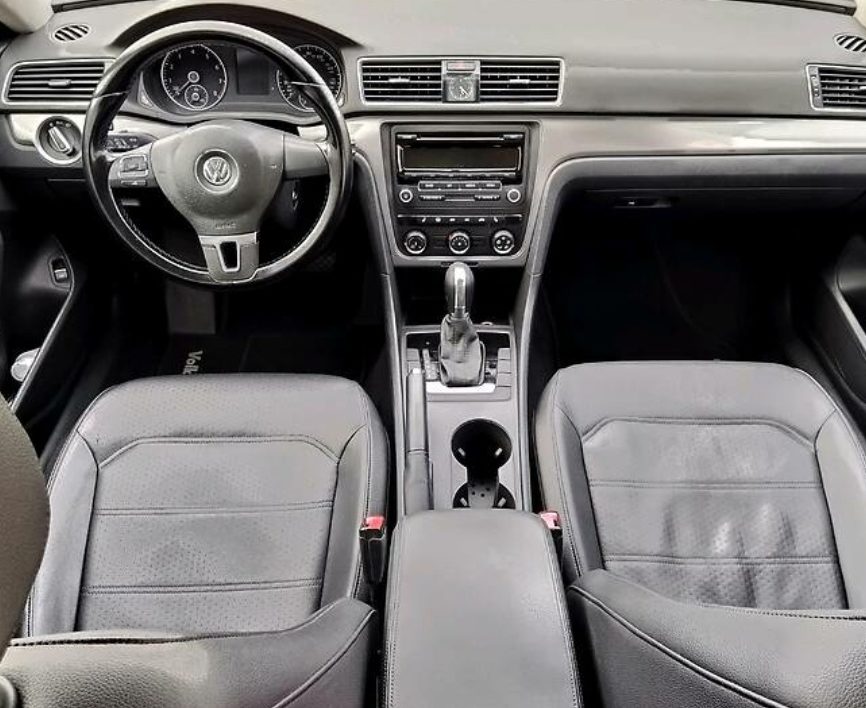 Volkswagen Passat B7 2013