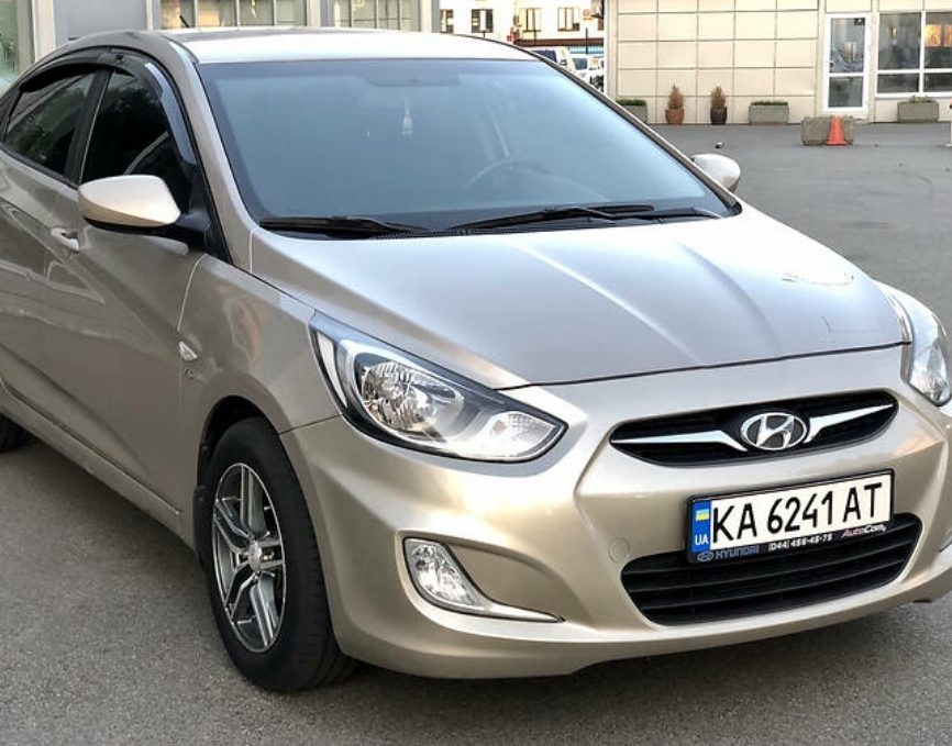 Hyundai Accent 2011