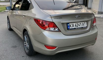 Hyundai Accent 2011