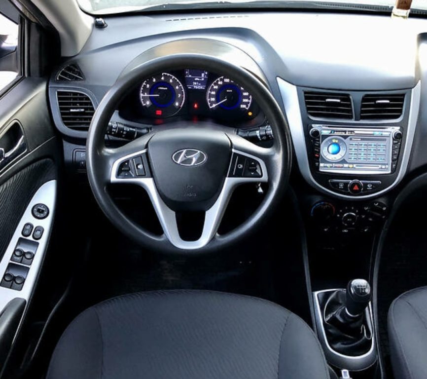 Hyundai Accent 2011