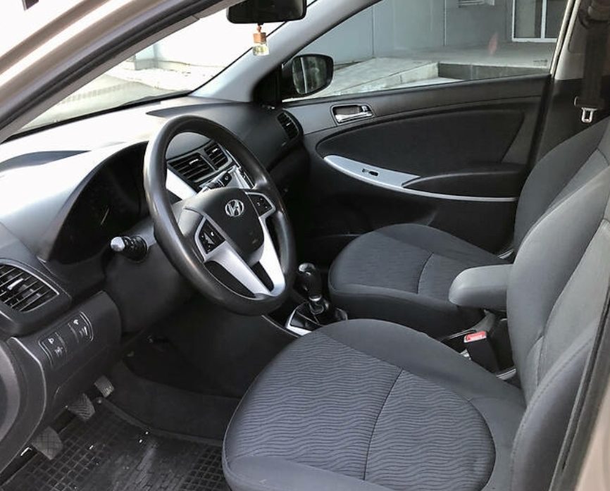 Hyundai Accent 2011