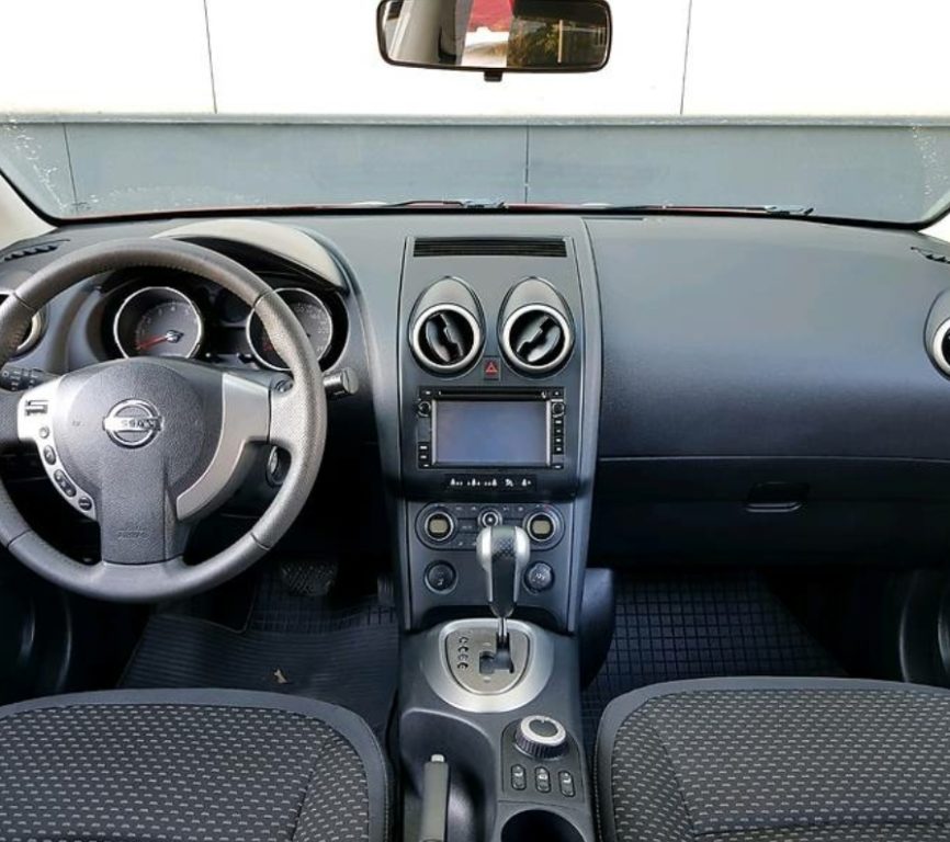 Nissan Qashqai+2 2008