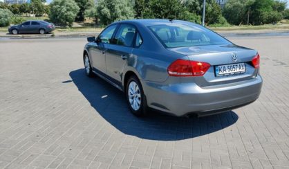 Volkswagen Passat B7 2012