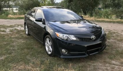 Toyota Camry 2012