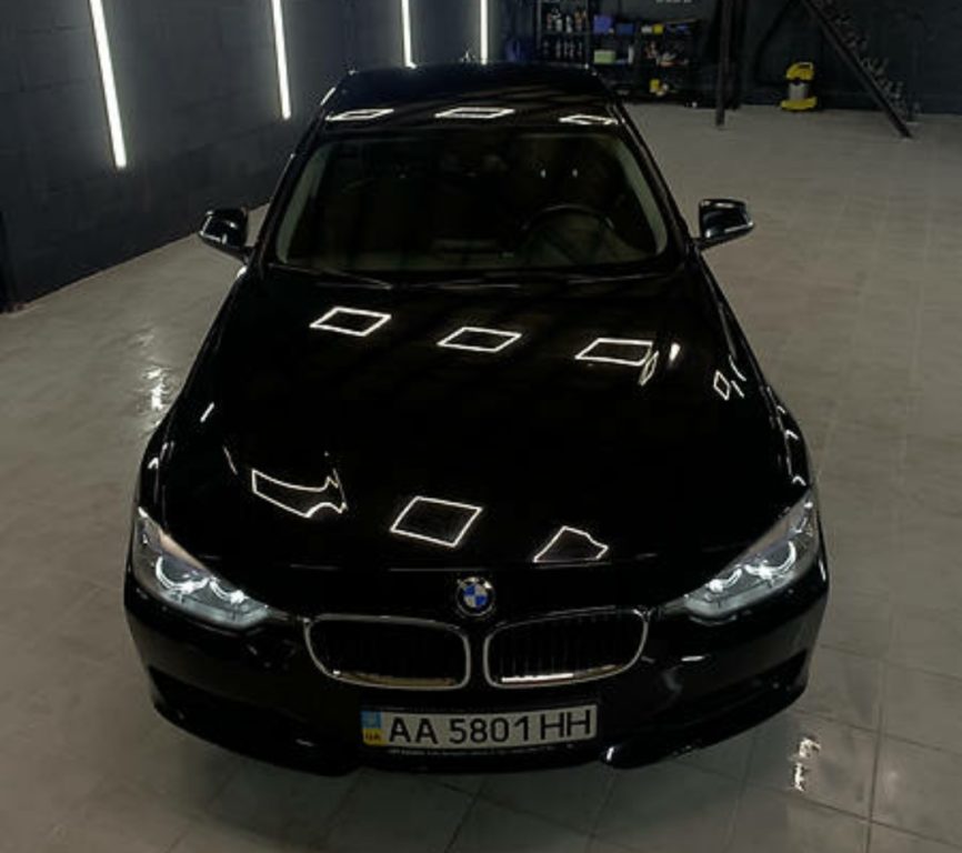 BMW 320 2012