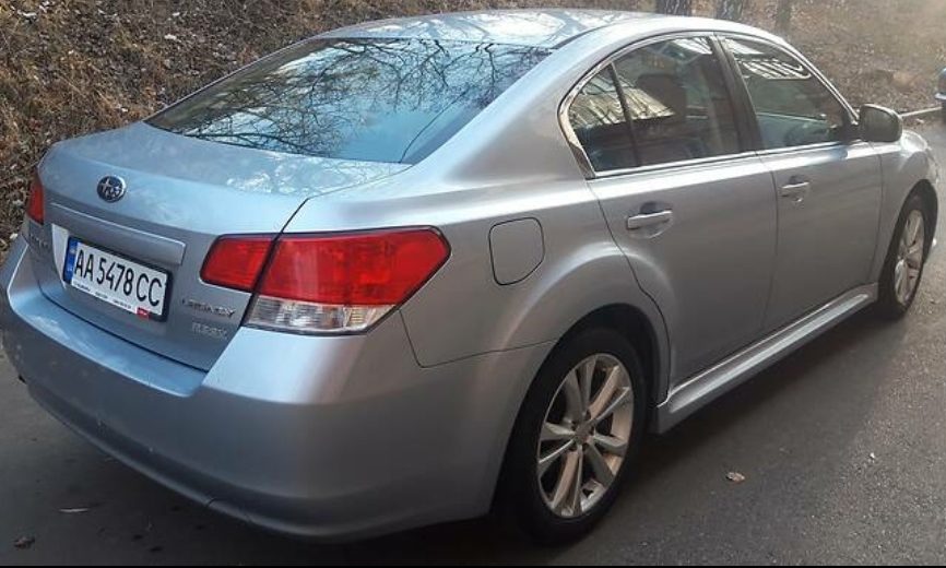 Subaru Legacy 2013