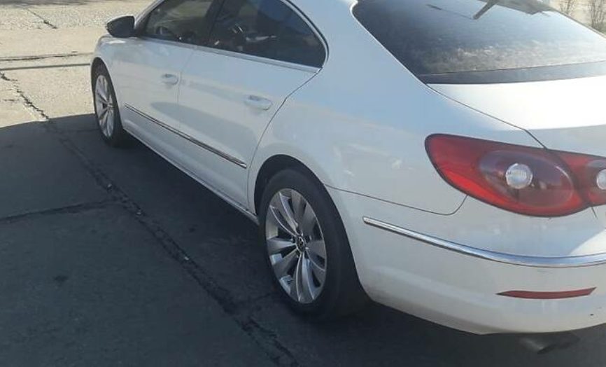 Volkswagen CC 2011