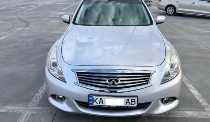 Infiniti G25 2012