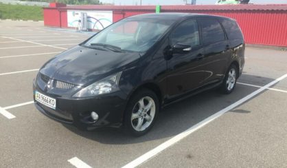 Mitsubishi Grandis 2009