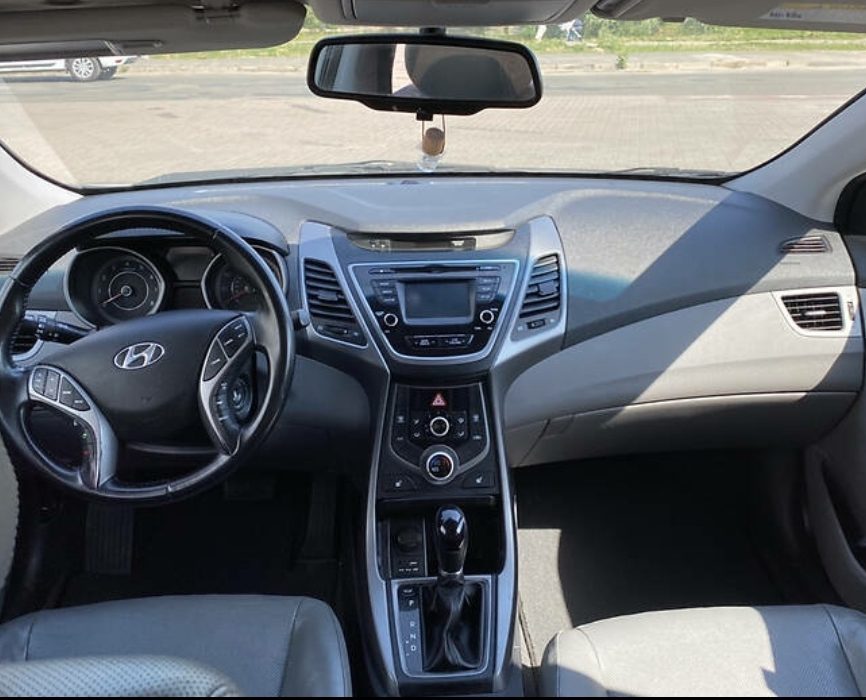 Hyundai Elantra 2014