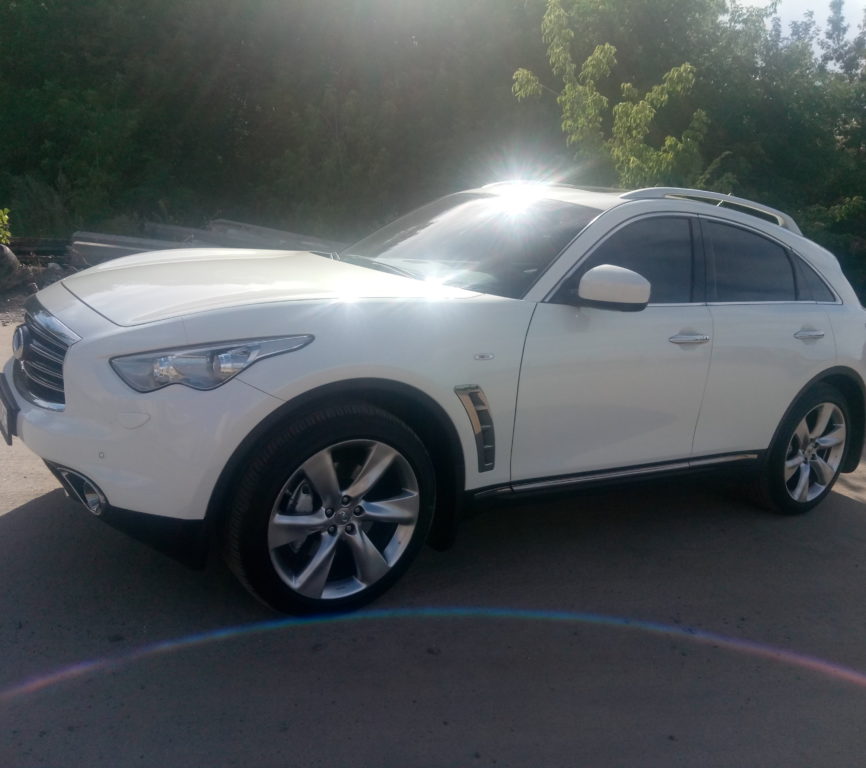 Infiniti FX 30 2012