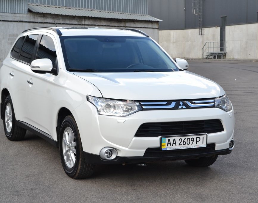 Mitsubishi Outlander 2013