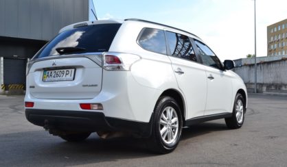 Mitsubishi Outlander 2013