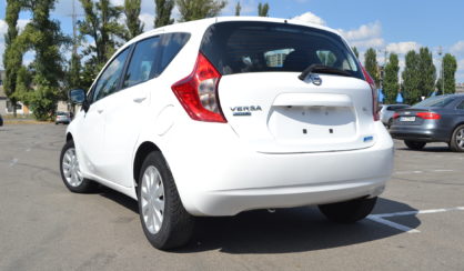 Nissan Versa 2016