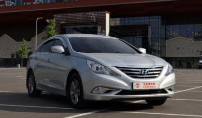 Hyundai Sonata 2013