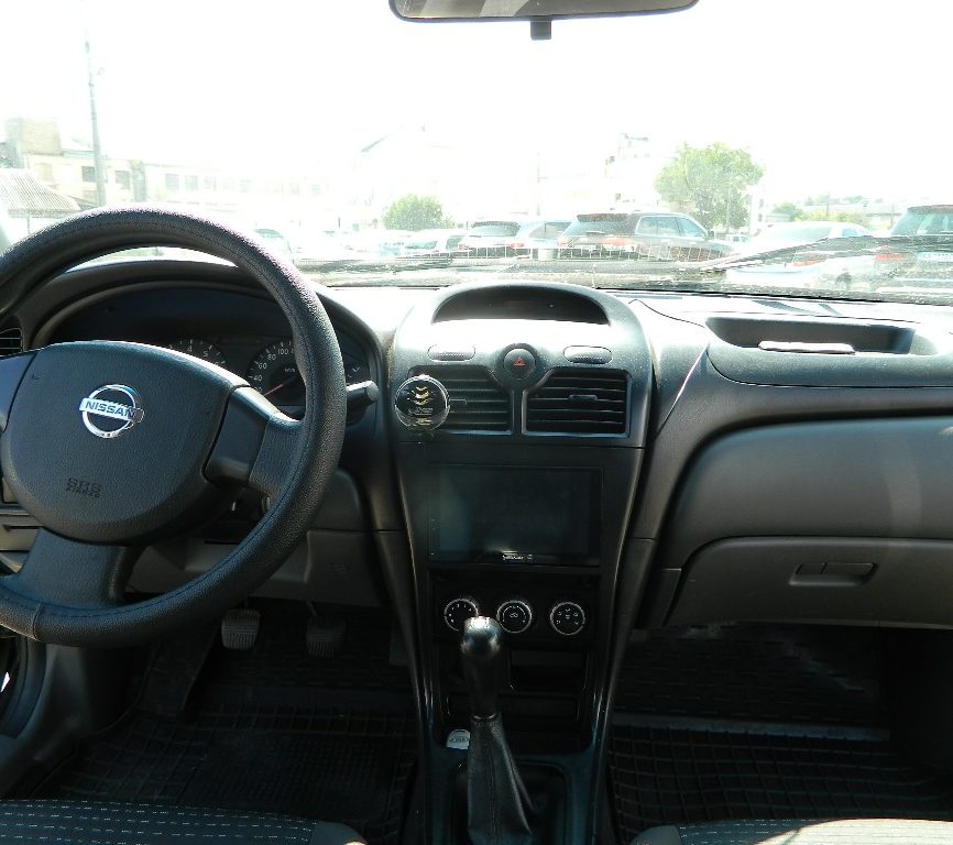 Nissan Almera 2008