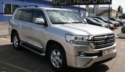 Toyota Land Cruiser (все) 2017