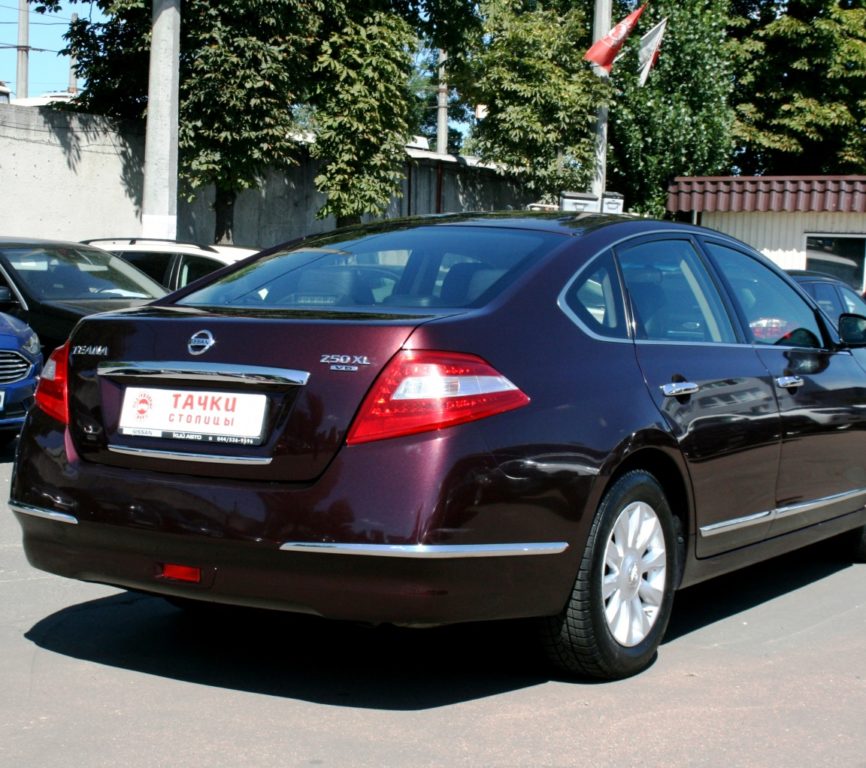 Nissan Teana 2010