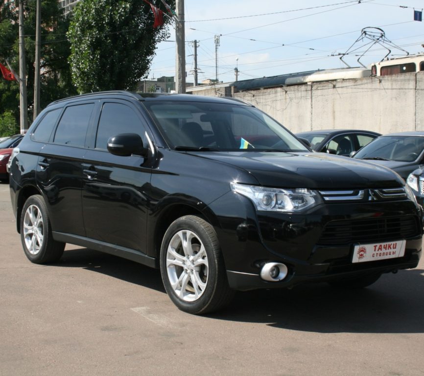 Mitsubishi Outlander 2013