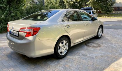 Toyota Camry 2014