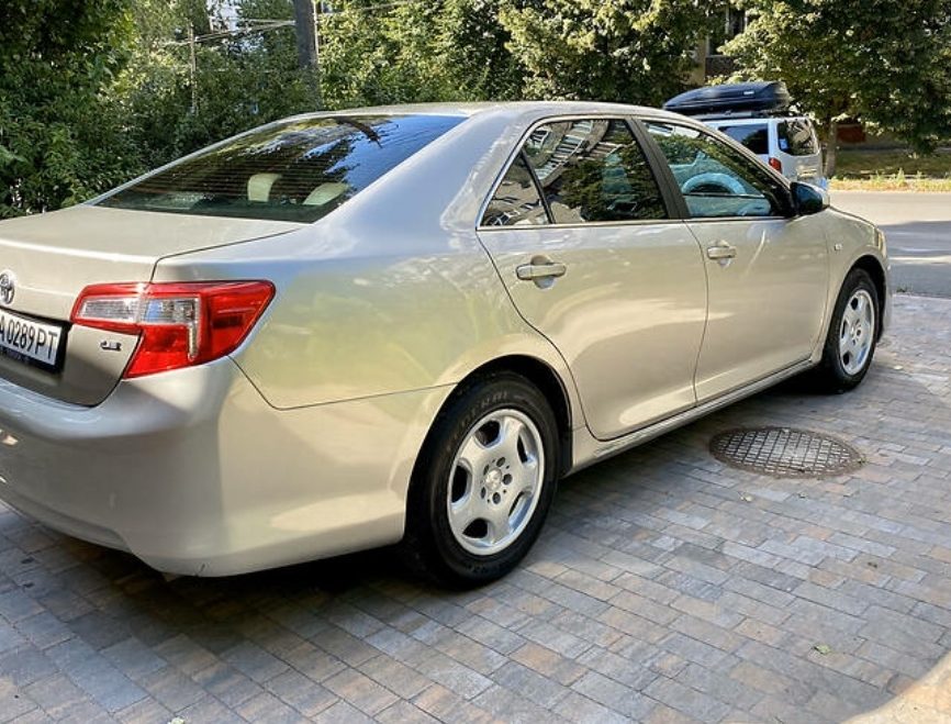 Toyota Camry 2014