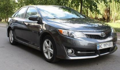 Toyota Camry 2014