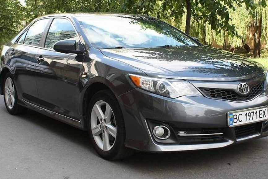 Toyota Camry 2014