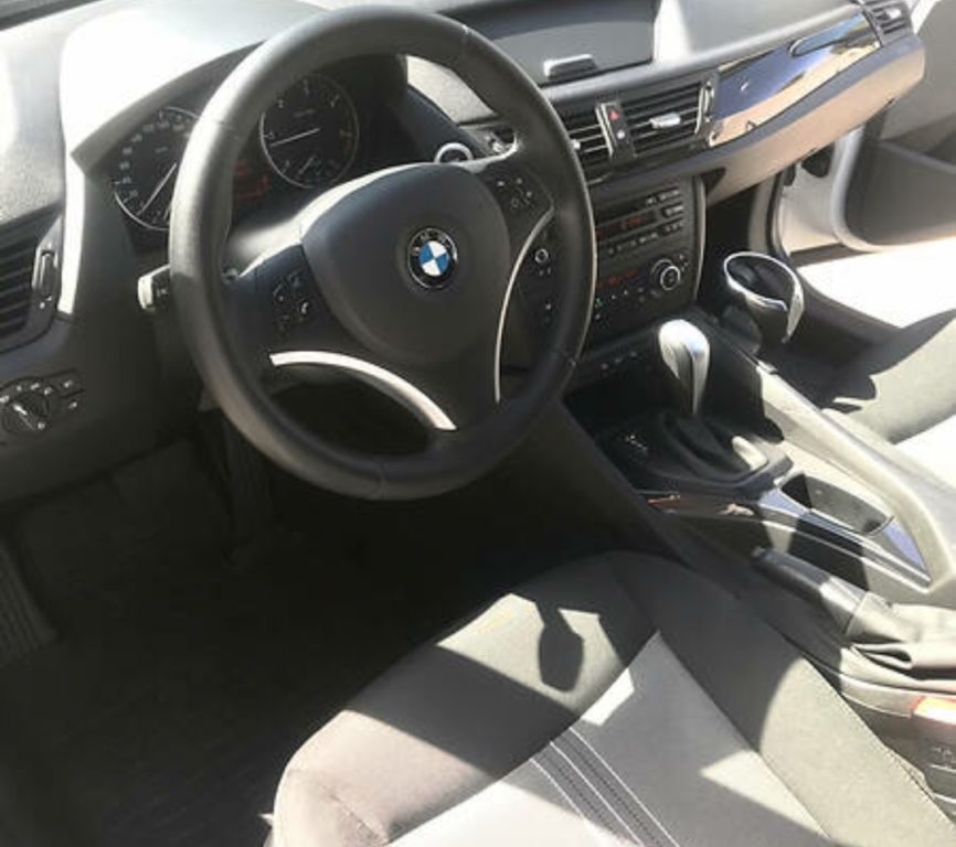 BMW X1 2012