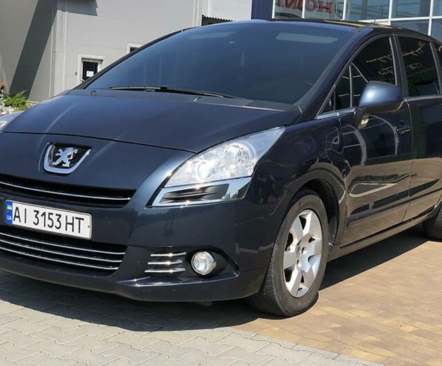 Peugeot 5008 2013