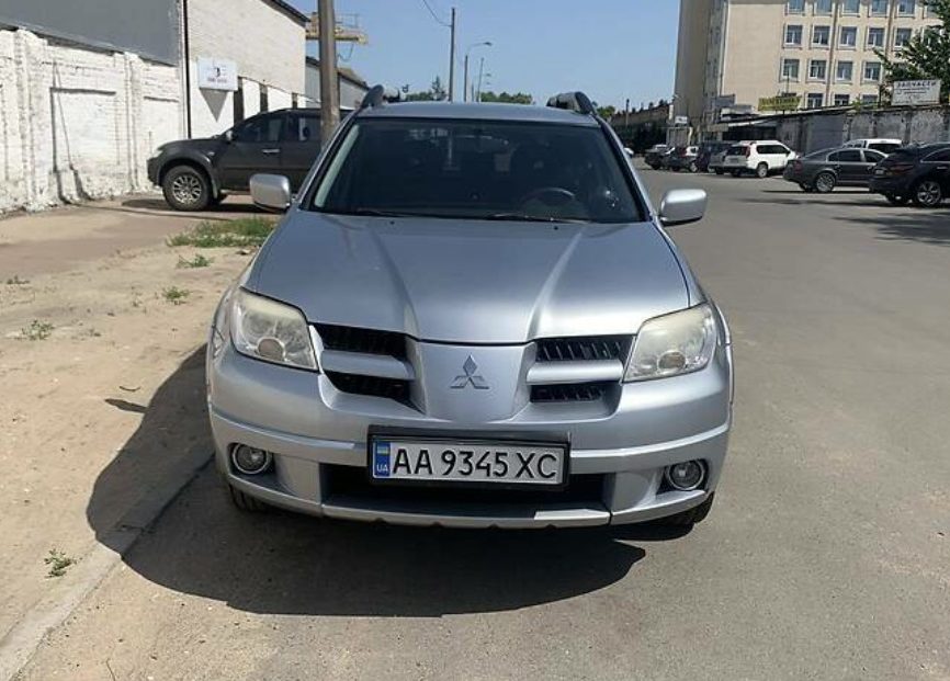 Mitsubishi Outlander 2008