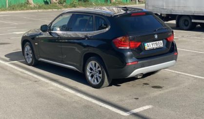 BMW X1 2011