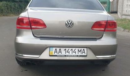 Volkswagen Passat B7 2012