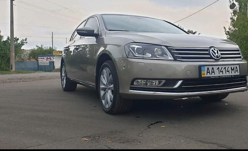 Volkswagen Passat B7 2012