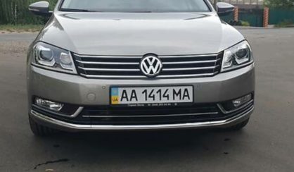 Volkswagen Passat B7 2012