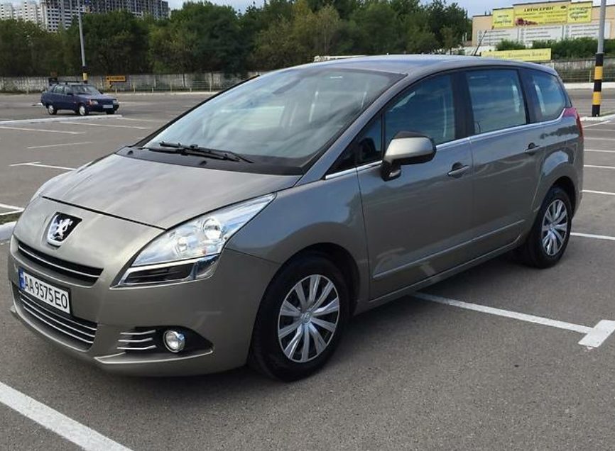 Peugeot 5008 2010