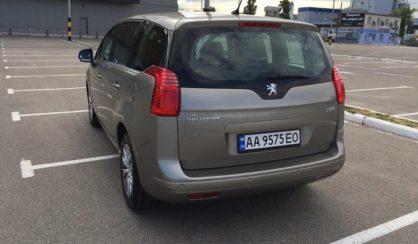 Peugeot 5008 2010