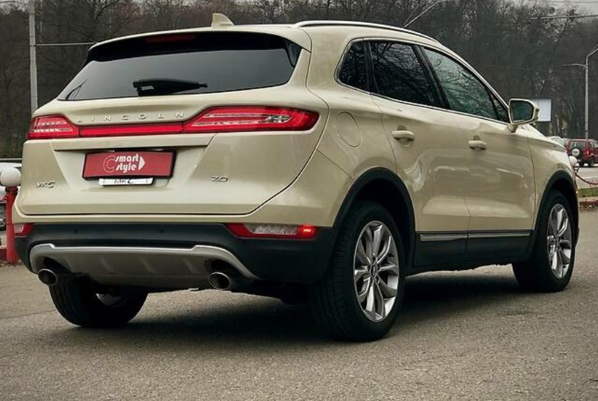 Lincoln MKC 2018