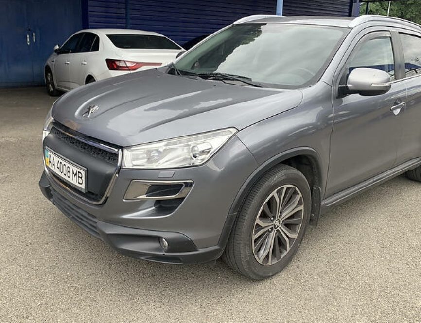 Peugeot 4008 2011